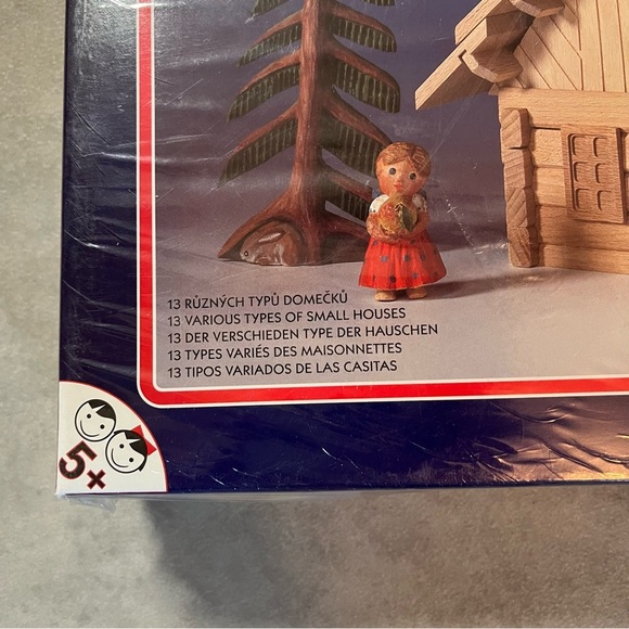 Archa Program Wooden House Building Set. 193 pieces. Makes 13 small houses. 5+ - Picture 7 of 16